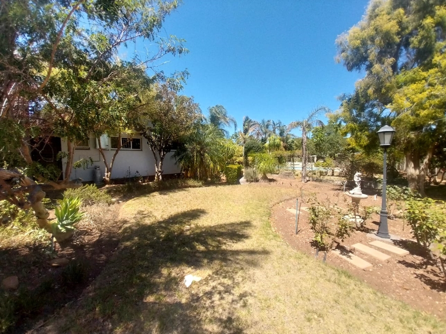 5 Bedroom Property for Sale in Robertson Western Cape